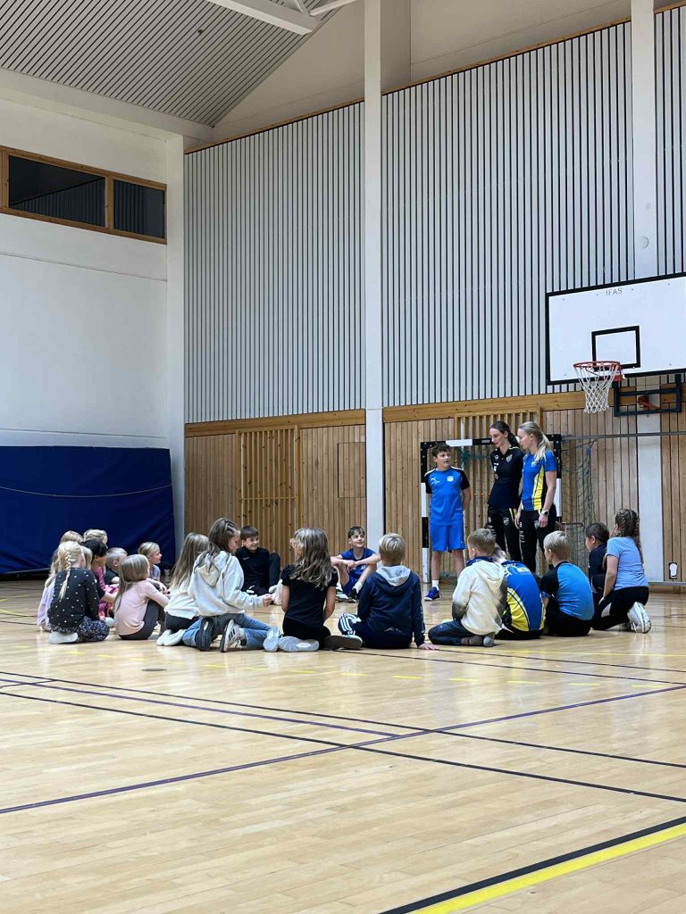 Oppstartskveld med foreldremøte